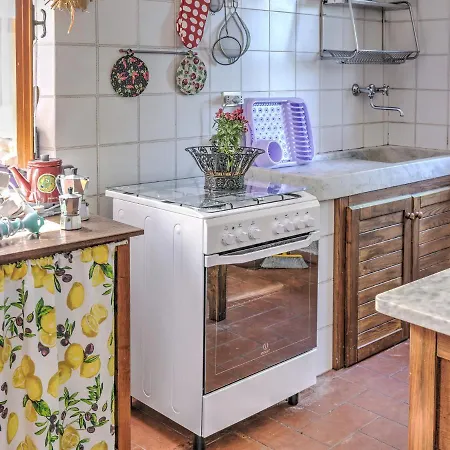 Lovely Holiday In With Garden Vakantiehuis Varese Ligure