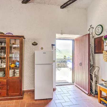 Lovely Holiday In With Garden Vakantiehuis Varese Ligure